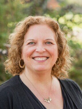 Meet your Posher, Becky